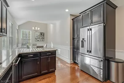 27 Bellflower Ct, Allamuchy Township, NJ 07882 - Photo 8