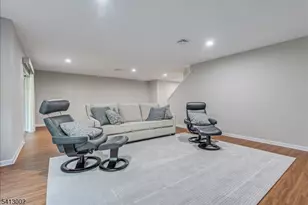 27 Bellflower Ct, Allamuchy Township, NJ 07882 - Photo 22