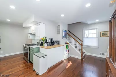 5 Murray Hill Sq, New Providence, NJ 07974 - Photo 12