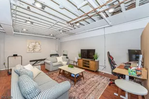 5 Murray Hill Square, New Providence, NJ 07974 - Photo 28