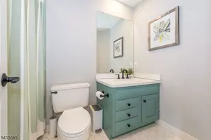 5 Murray Hill Square, New Providence, NJ 07974 - Photo 20