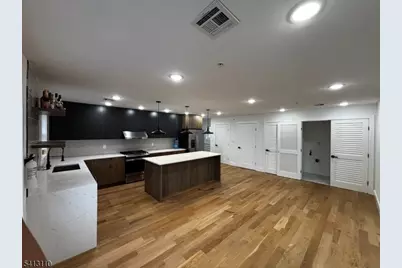 81 N Clinton St #2, East Orange, NJ 07017 - Photo 14