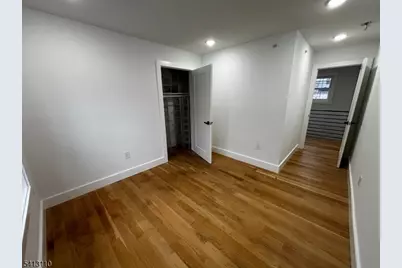 81 N Clinton St #2, East Orange, NJ 07017 - Photo 10