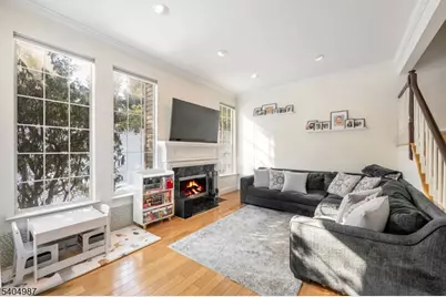 10 Witherspoon Ct, Morris Township, NJ 07960 - Photo 1