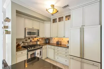 10 Witherspoon Ct, Morris Township, NJ 07960 - Photo 10