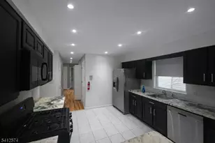 421 Irvine Turner Blvd, Newark, NJ 07108 - Photo 8