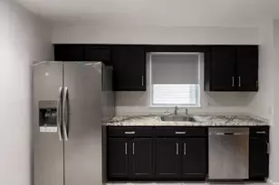 421 Irvine Turner Blvd, Newark, NJ 07108 - Photo 10