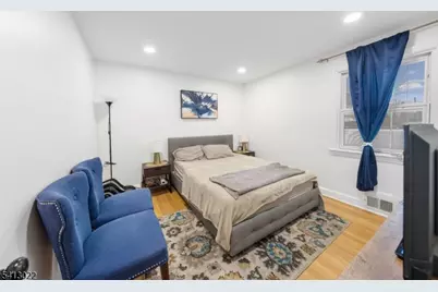 1801 Quaker Way, Union Township, NJ 07083 - Photo 18