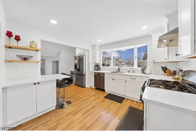 1801 Quaker Way, Union Township, NJ 07083 - Photo 8