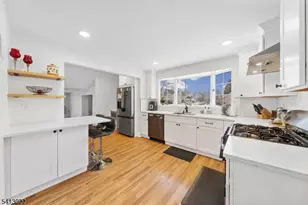 1801 Quaker Way, Union Township, NJ 07083 - Photo 8