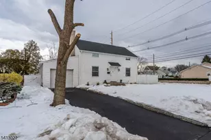 1801 Quaker Way, Union Township, NJ 07083 - Photo 2