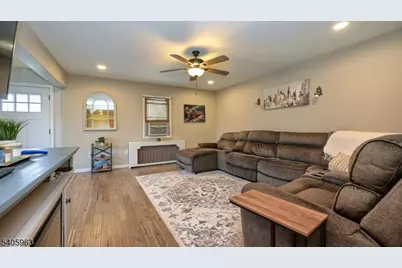 9 Scalza Ln, Lincoln Park, NJ 07035 - Photo 6