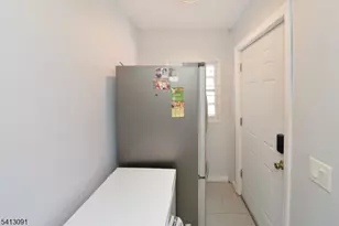 171 Ampere Pkwy, Bloomfield, NJ 07003 - Photo 16