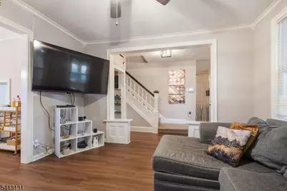 117 Pershing Ave, Roselle Park, NJ 07204 - Photo 6