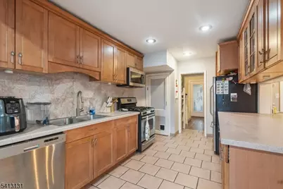 117 Pershing Ave, Roselle Park, NJ 07204 - Photo 10