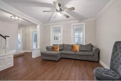 117 Pershing Ave, Roselle Park, NJ 07204 - Photo 4