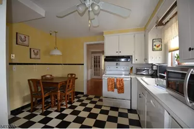 2221 Coles Ave, Scotch Plains Township, NJ 07076 - Photo 6