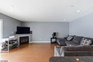 1 Brookview Ln, Hardyston Township, NJ 07419 - Photo 6