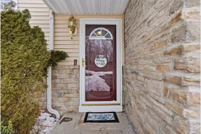 1 Brookview Ln, Hardyston Township, NJ 07419 - Photo 2