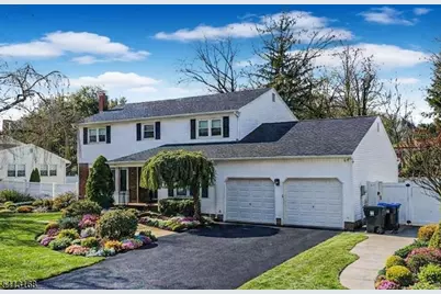 9 Alexander Rd, East Brunswick Township, NJ 08816 - Photo 1