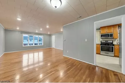 5 General Karge Ct, Elizabeth, NJ 07202 - Photo 26