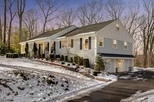 26 Robin Glen Rd, Watchung, NJ 07069 - Photo 1