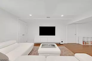 26 Robin Glen Rd, Watchung, NJ 07069 - Photo 36