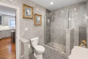 7 Bailey Ave, Bloomingdale, NJ 07403 - Photo 16