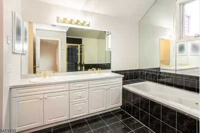 5 Lalique Dr, Montville Township, NJ 07045 - Photo 28
