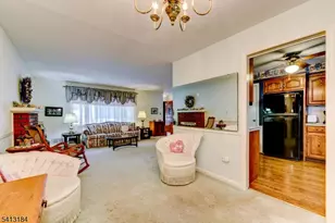 30 Perrin Dr, Wayne, NJ 07470 - Photo 10