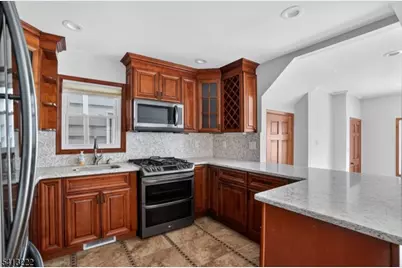 16 George St #1, Bayonne, NJ 07002 - Photo 2