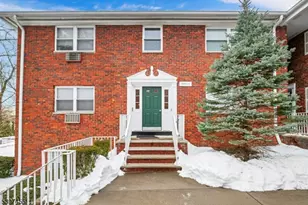 203 N Beverwyck Rd, Parsippany, NJ 07034 - Photo 1