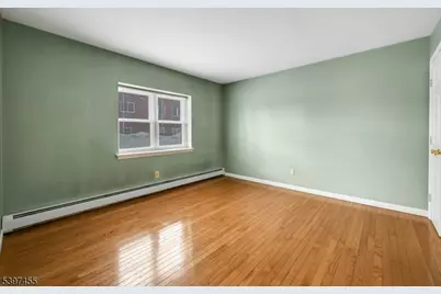 203 N Beverwyck Rd #1, Parsippany, NJ 07034 - Photo 14