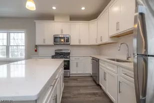 351 W Clay Ave, Roselle Park, NJ 07204 - Photo 4