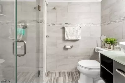 721 Sheridan Ave, Roselle, NJ 07203 - Photo 20