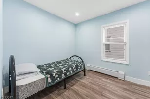 147 Clinton Ave, Clifton, NJ 07011 - Photo 12