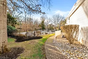 181 Berkley Ave, Montgomery Township, NJ 08502 - Photo 32