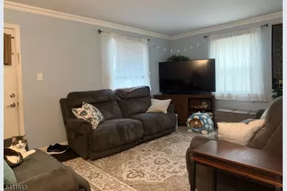 54 Lindale Ct, Clifton, NJ 07013 - Photo 2