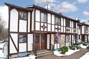 302 Mark Twain Way, Mahwah, NJ 07430 - Photo 2