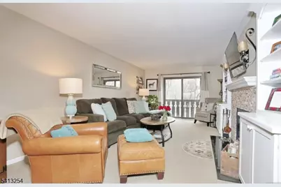 302 Mark Twain Way, Mahwah, NJ 07430 - Photo 6