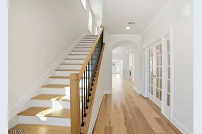 18 Whitaker Ln, Far Hills, NJ 07931 - Photo 2