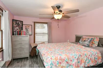 32 Grove St, Wanaque, NJ 07465 - Photo 32