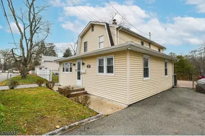 32 Grove St, Wanaque, NJ 07465 - Photo 4