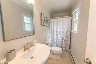 28 Lafayette Ln, Bernards Township, NJ 07920 - Photo 10