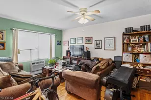 476 Joralemon St, Belleville Twp., NJ 07109 - Photo 8