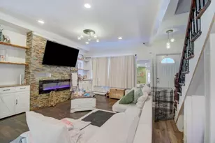 26 E 49th St, Bayonne, NJ 07002 - Photo 4