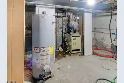 26 E 49th St, Bayonne, NJ 07002 - Photo 24