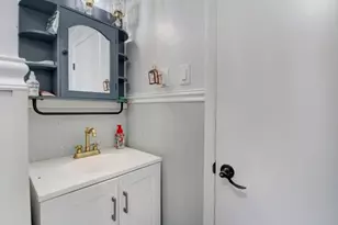 26 E 49th St, Bayonne, NJ 07002 - Photo 14