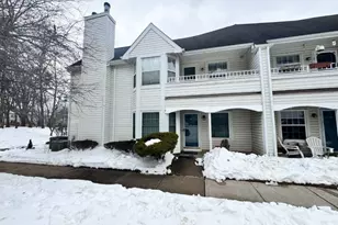 3 Wycombe Pl, Franklin Township, NJ 08873 - Photo 2