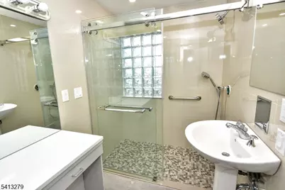 411 10th, Palisades Park, NJ 07650 - Photo 14